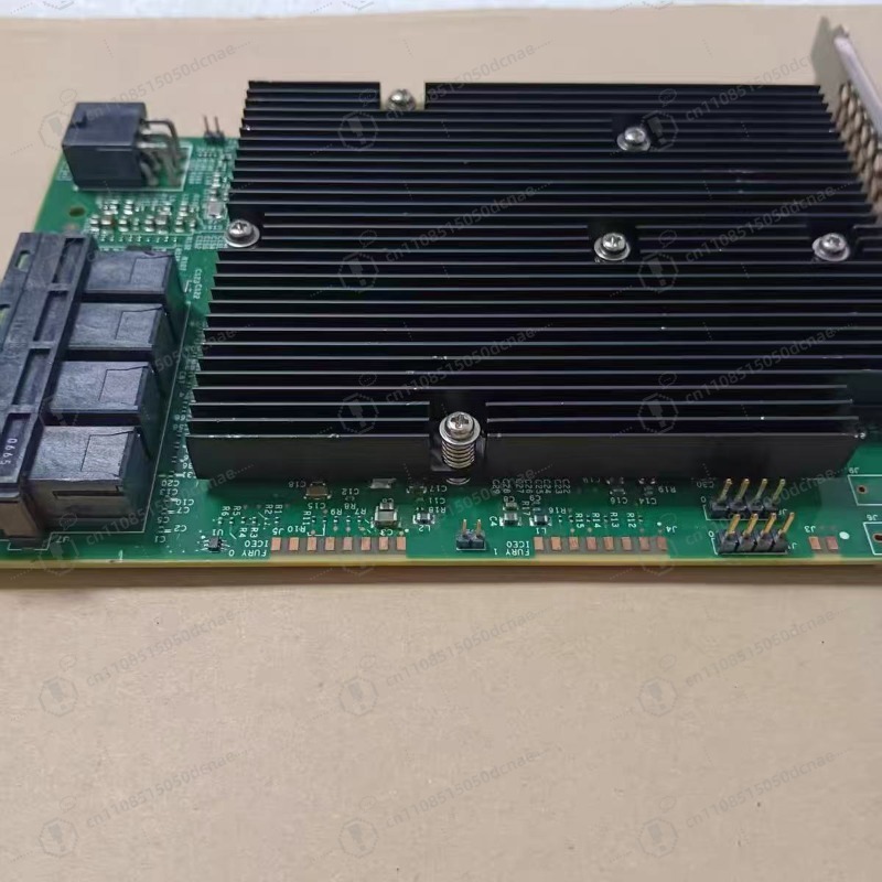 Scheda HBA LSI SAS 9300 16I 12 - Lsi 9300 16I Hba It Mode recensione e prezzo